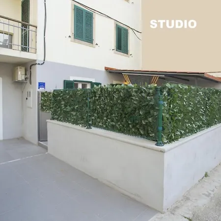 Sandy Beach Studio Apartman Apartment